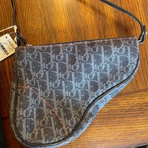 Dior purse